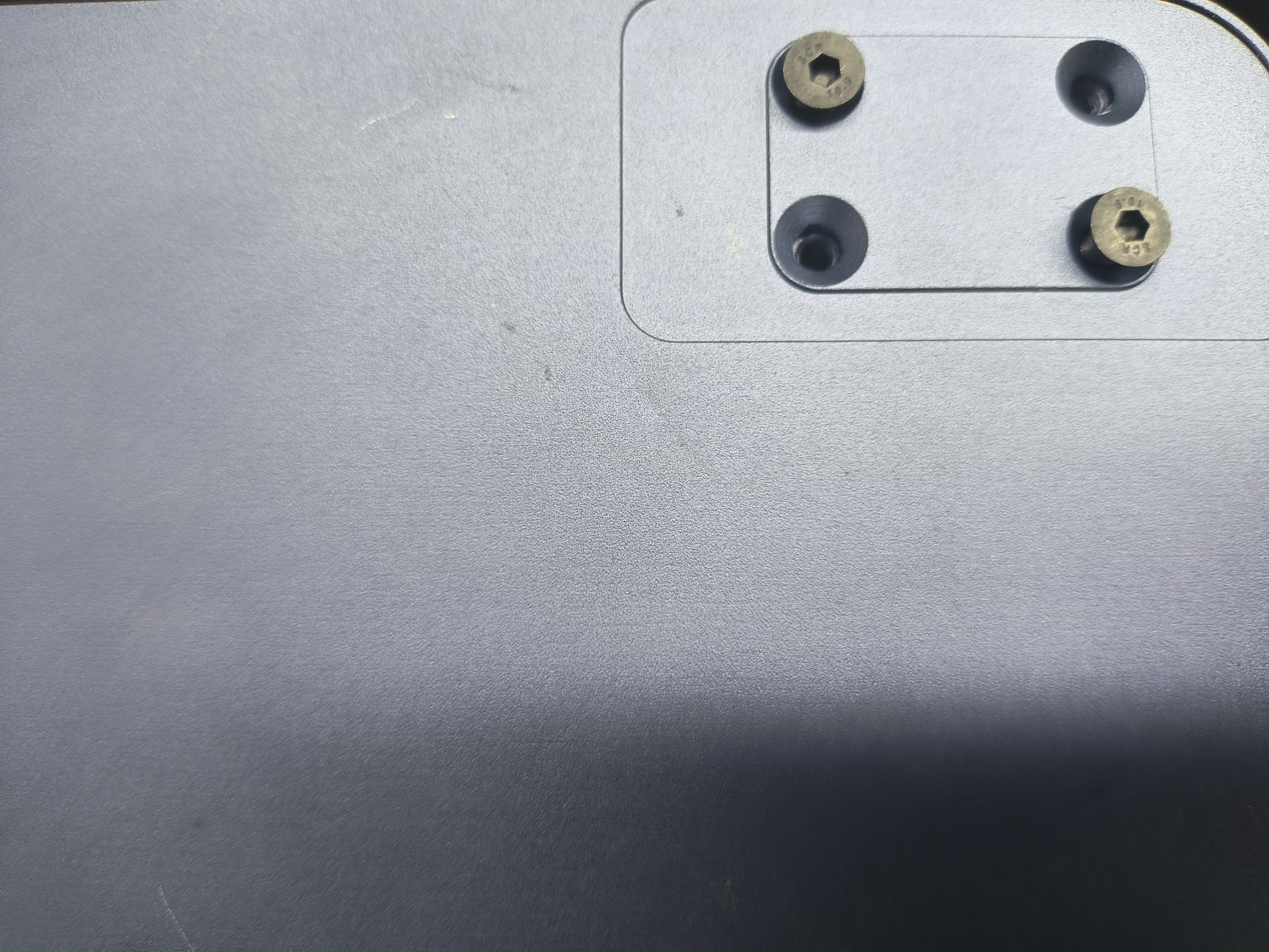 match the electric stands tower to the 4 screw holes